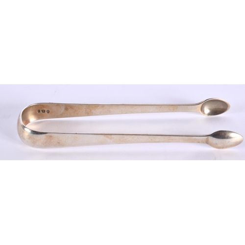 71 - A PAIR OF GEORGE III SILVER SUGAR NIPS by George Smith. London 1793. 38.3 grams. 14 cm x 4.25 cm.