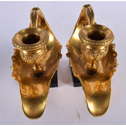 8 - A PAIR OF EARLY 19TH CENTURY ENGLISH REGENCY ORMOLU OIL LAMPS modelled in the classical Romanesque m... 