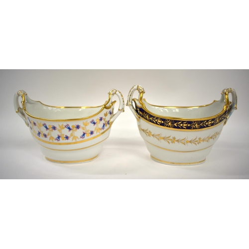 255 - 19th centuryWorcester Barr Flight and Barr boat shaped sucrier painted with cornflowers, a Worester ... 