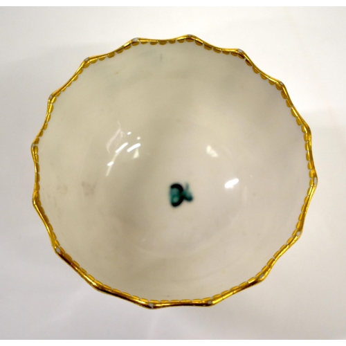 275 - 18th century Chelsea-Derby porcelain teabowl and saucer and matching saucer dish decorated in green ... 