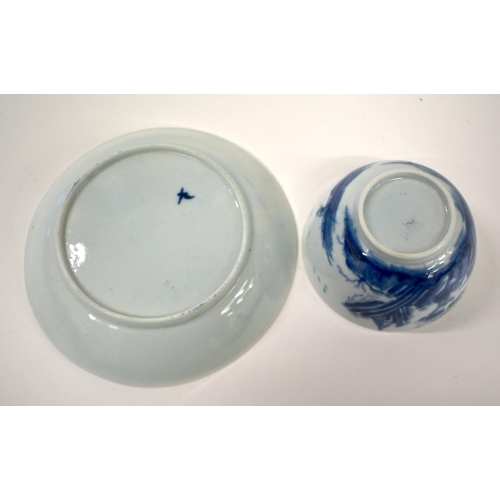 286 - Worcester teabowl and saucer painted in underglaze blue with the Gazebo pattern c. 1755 -58 Workman... 