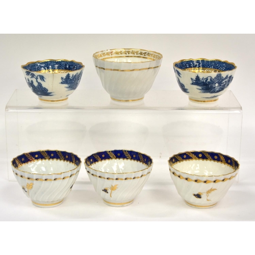 294 - 18th century Caughley three coffee cups, four saucers. Two teabowl and four Worcester teabowl (13)