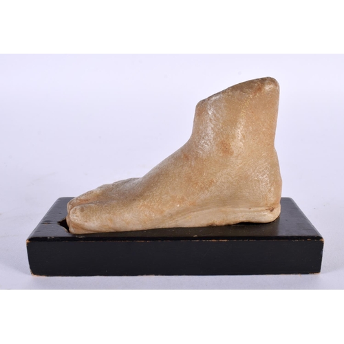 355 - A 19TH CENTURY ITALIAN GRAND TOUR CARVED MARBLE STONE FOOT FRAGMENT After the Antiquity. 10 cm x 7.5... 