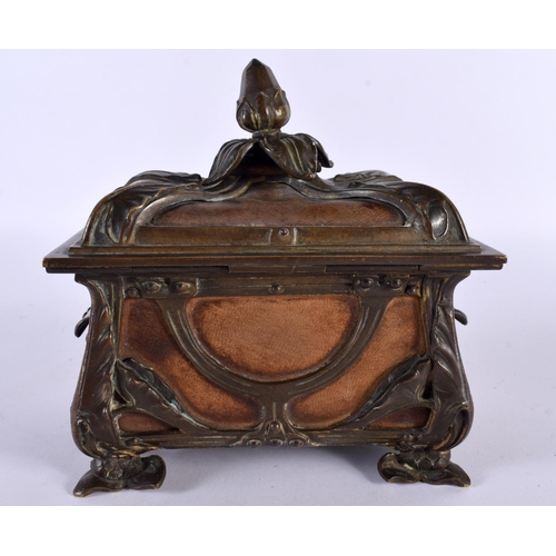 372 - A FINE ART NOUVEAU FRENCH ART NOUVEAU BRONZE AND LEATHER CASKET signed RS, wonderfully formed with s... 