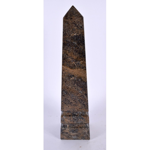 424 - AN ANTIQUE COUNTRY HOUSE POLISHED FOSSILISED MARBLE OBELISK. 26 cm high.