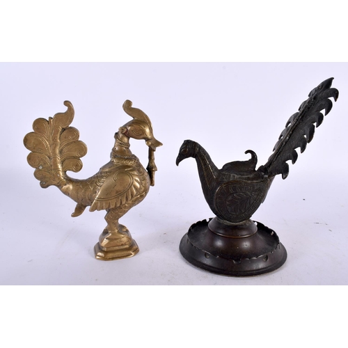 441 - A 17TH/18TH CENTURY MIDDLE EASTERN PERSIAN BRONZE BIRD together with a 19th century Persian bronze b... 