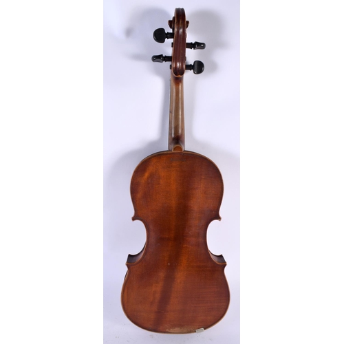 476 - AN ANTIQUE ALBANI VIOLIN together with a bow. 59 cm long, length of back 35.5 cm. (2)