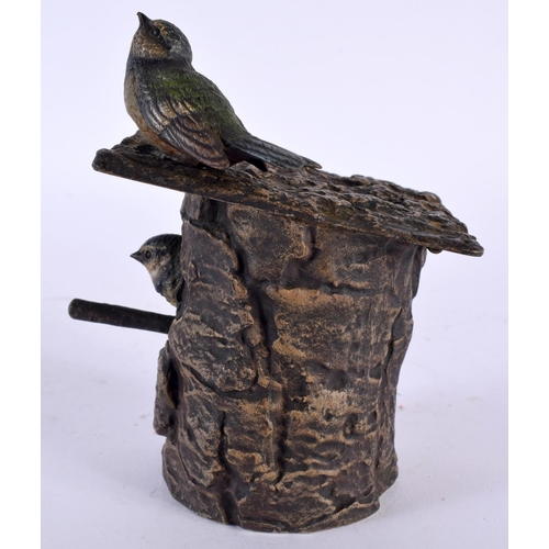 480 - AN ANTIQUE AUSTRIAN COLD PAINTED BRONZE BIRD BOX AND COVER. 12 cm high.