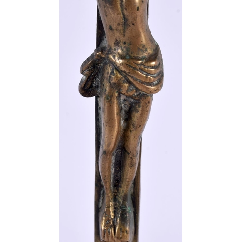 496 - AN 18TH/19TH CENTURY EUROPEAN BRONZE CORPUS CHRISTI. 24 cm high.