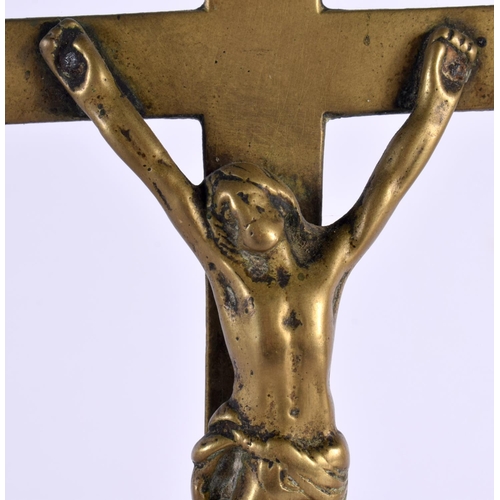 530 - AN ANTIQUE BRASS CORPUS CHRISTI. 27 cm x 10 cm.