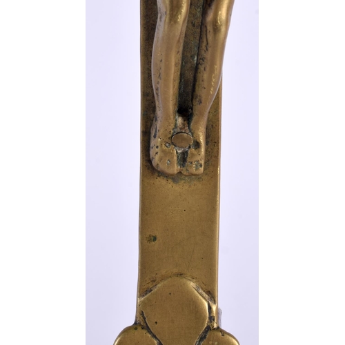 530 - AN ANTIQUE BRASS CORPUS CHRISTI. 27 cm x 10 cm.