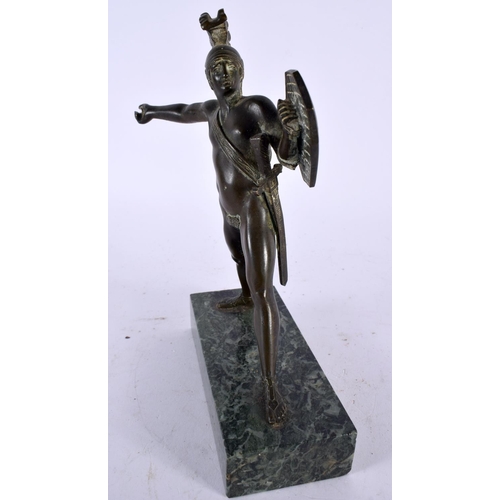 554 - A 19TH CENTURY EUROPEAN GRAND TOUR BRONZE FIGURE OF A GLADIATOR upon a marble base. 18cm x 12 cm.