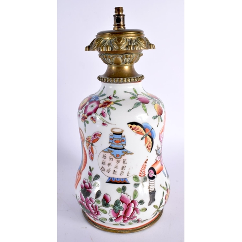 57 - A 19TH CENTURY FRENCH SAMSONS OF PARIS COUNTRY HOUSE LAMP painted in the Chinese Export style. 27 cm... 