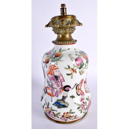 57 - A 19TH CENTURY FRENCH SAMSONS OF PARIS COUNTRY HOUSE LAMP painted in the Chinese Export style. 27 cm... 