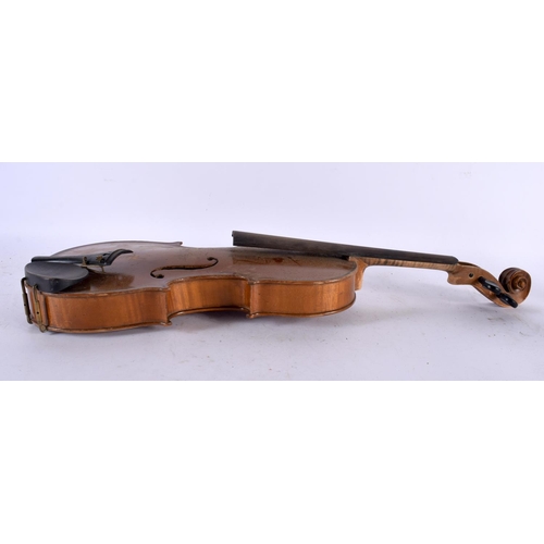 619 - A VINTAGE TWO PIECE BACK VIOLIN and bow. 58 cm long, length of back 35.5 cm.