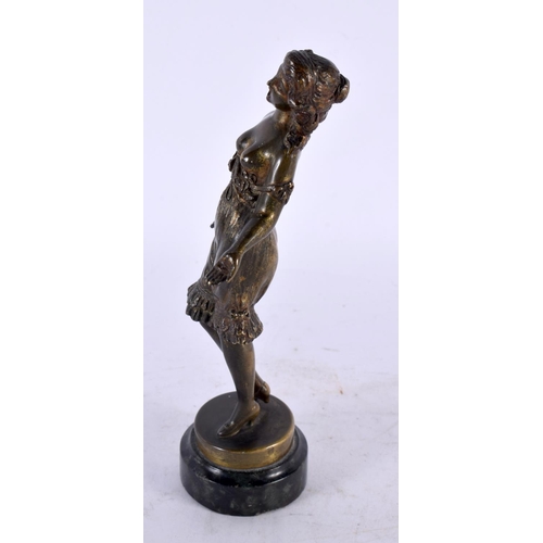 806 - AN ART DECO COLD PAINTED BRONZE FIGURE OF A FEMALE SINGING. 17 cm high.