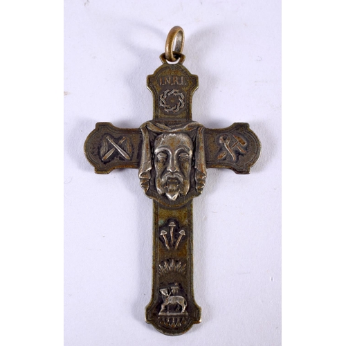 1042 - AN ANTIQUE FRENCH LOURDES CROSS. 15.4 grams. 7.5 cm x 4.25 cm.