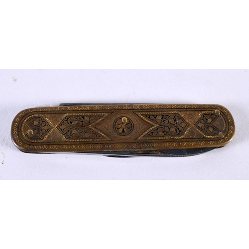 1043 - AN ANTIQUE TOLEDO TYPE POCKET KNIFE. 41.5 grams. 18cm long extended.