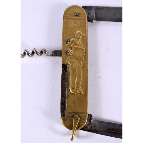 1056 - AN UNUSUAL ANTIQUE BASKETBALL MILITARY SOLDIER POCKET KNIFE. 73 grams. 23 cm long extended.