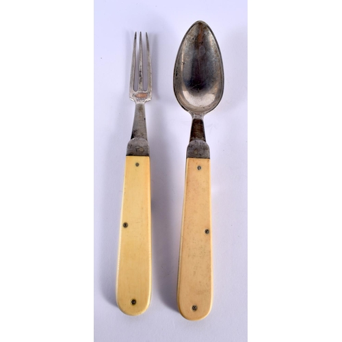 1102 - A SET OF OF EARLY VICTORIAN SILVER PLATED BONE CAMPAIGN CUTLERY. 166 grams. 20.5 cm x 4 cm extended.