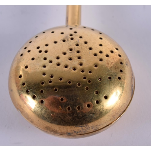 1157 - A SILVER GILT TEA INFUSER.  Stamped Sterling, 18cm x 6 cm, weight 63.8g