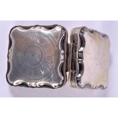 1263 - A CONTINENTAL SILVER (POSSIBLY DUTCH) PILL BOX WITH EMBOSSED DECORATION.  Stamped Sterling, 4.8 cm x... 