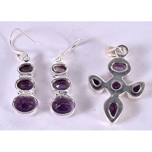 1265 - A PAIR OF SILVER MOUNTED GEMSTONE EARRINGS WITH A MATCHING PENDANT.  Stamped 925, Pendant 4cm x 2.3c... 