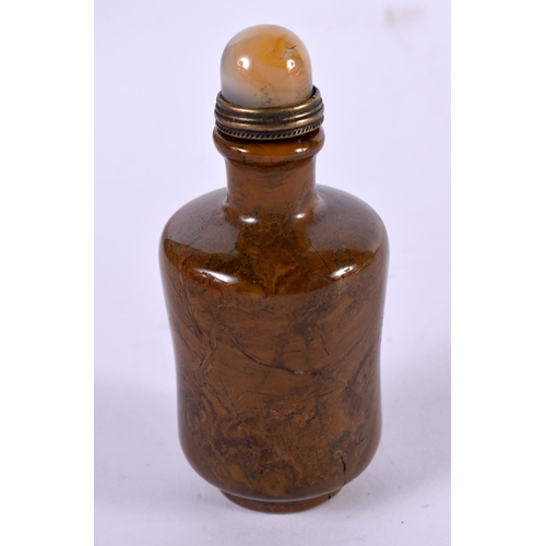 1281 - A HARDSTONE SNUFF BOTTLE.  8 cm x 3.6 cm, weight 127.8g