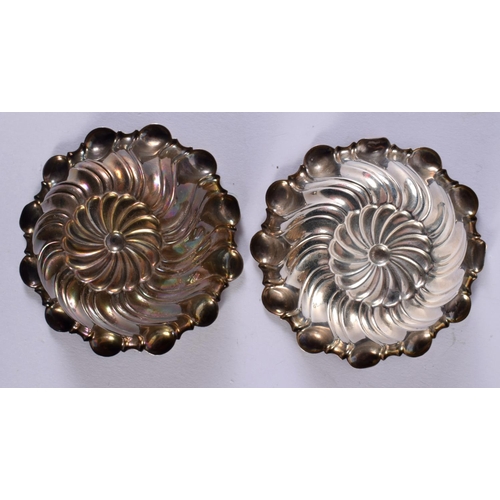 1384 - A PAIR OF SILVER SALTS.  Stamped 925, 6.9cm x 2.6 cm, total weight 48g (2)