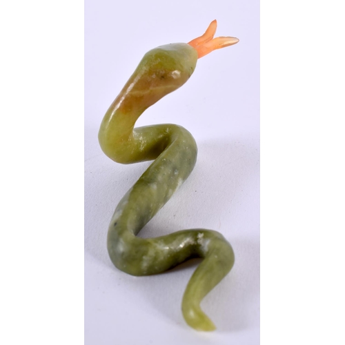 1410 - A CARVED JADE SNAKE.  8.3cm x 3.7cm x 2.9cm, weight 21.8g