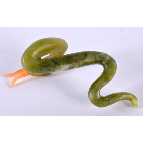 1410 - A CARVED JADE SNAKE.  8.3cm x 3.7cm x 2.9cm, weight 21.8g