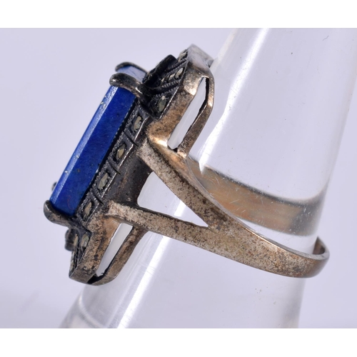 1421 - A SILVER RING SET WITH LAPIS.  Stamped Sterling, Size P, weight 8g