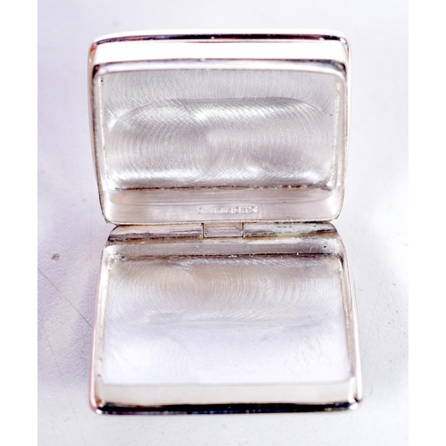 1457 - A SILVER PILL BOX WITH TOP DECORATION OF A VINTAGE RACE CAR.  Stamped Sterling, 2.6 cm x 1.3cm x 3.2... 