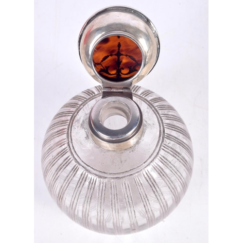 1496 - AN ANTIQUE SILVER AND TORTOISESHELL SCENT BOTTLE. 338 grams overall. Birmingham 1919. 11cm x 9 cm.