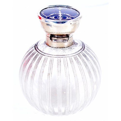 1496 - AN ANTIQUE SILVER AND TORTOISESHELL SCENT BOTTLE. 338 grams overall. Birmingham 1919. 11cm x 9 cm.