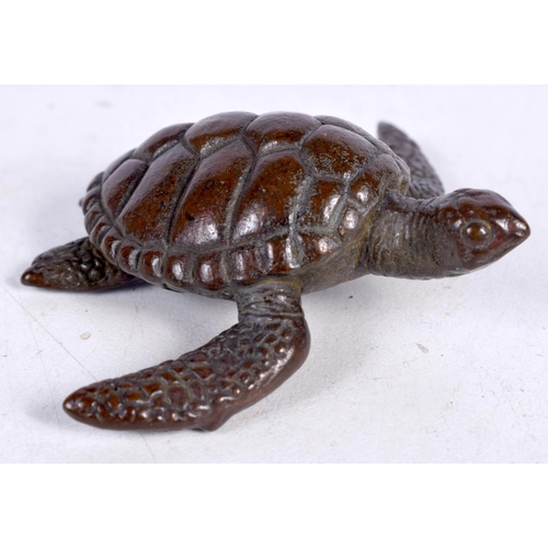 1592 - A JAPANESE BRONZE TORTOISE OKIMONO. 84 grams. 6 cm x 5.25 cm.