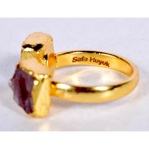 1698 - A SEFA HEYUK RING. P. 4.2 grams.