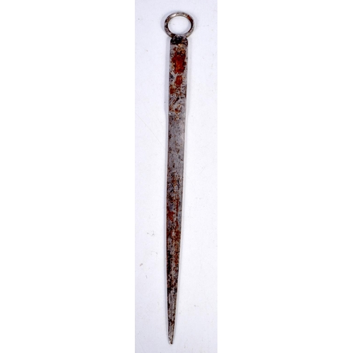 1705 - AN EDWARDIAN SILVER MEAT SKEWER. 84 grams. Sheffield 1908. 25 cm long