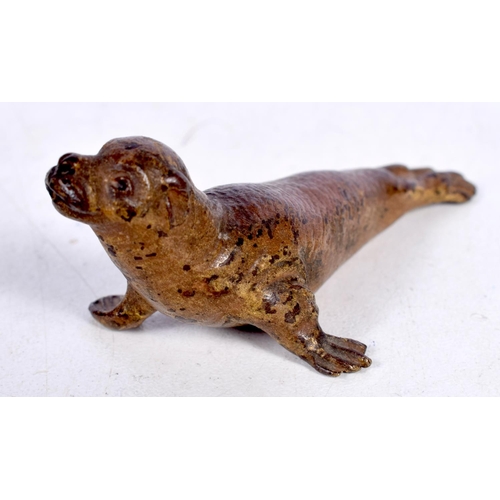 1728 - AN ANTIQUE COLD PAINTED BRONZE SEAL. 62 gramas. 6.75 cm x 3.25 cm.