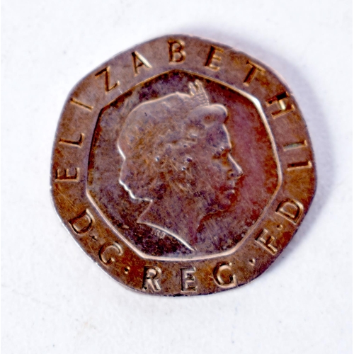 1730 - A MISPRINT 20P COIN. 2 cm wide.