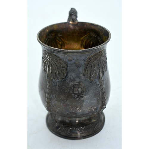 1801 - A RARE VICTORIAN GEORGE ANGEL SILVER PALM TREE MUG. London 1858. 211 grams. 12 cm x 10.5 cm.