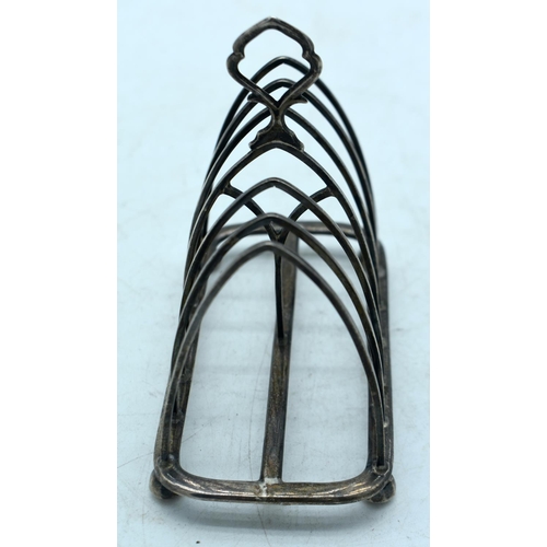 1811 - AN EDWARDIAN SILVER TOAST RACK. Birmingham 1912. 172 grams. 12.5 cm wide.