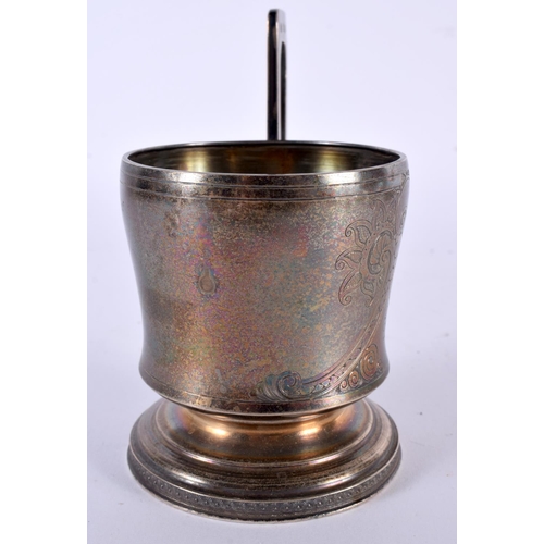 1892 - A CONTINENTAL SILVER CUP HOLDER.  Stamped 84, 12.7cm x 11.7cm x 7.8 cm, weight 159g