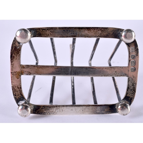 1921 - AN EDWARDIAN SILVER TOAST RACK. Birmingham 1912. 100 grams. 10 cm x 9 cm.