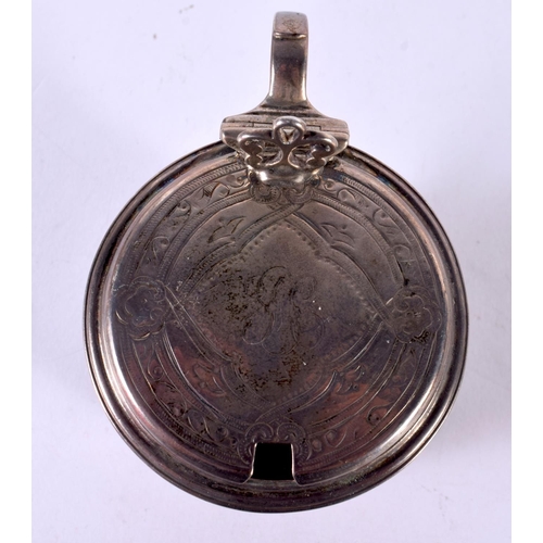 1923 - A VICTORIAN SILVER MUSTARD POT. London 1865. Silver 104 grams. 9 cm x 7cm.