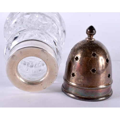 1934 - A 1970S SILVER AND CUT GLASS SIFTER. London 1972. Silver 20 grams. 16 cm high.