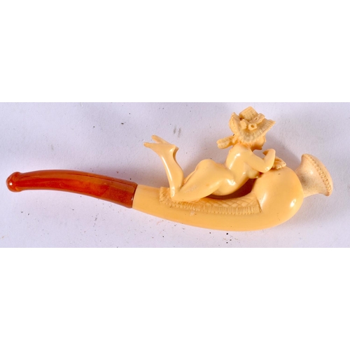 1953 - AN ANTIQUE MEERSCHAUM NUDE PIPE. 20 grams. 13 cm x 5 cm.