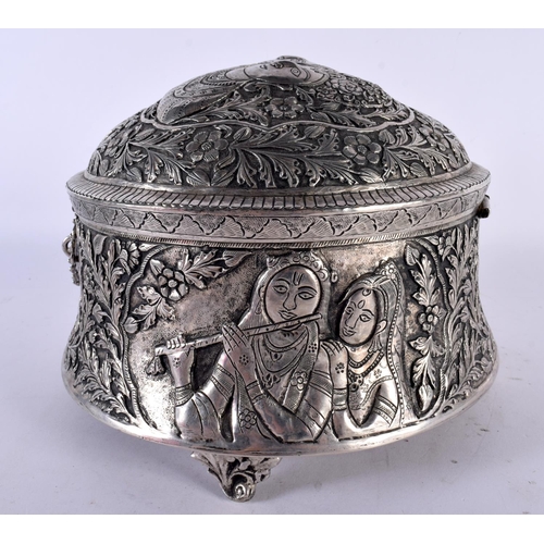 1965 - A LARGE INDIAN WHITE METAL REPOUSSE PORTRAIT BOX. 1703 grams. 18cm x 15cm.