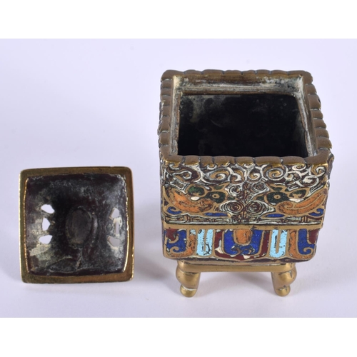 2018 - A VERY RARE CHINESE QING DYNASTY ENAMELLED BRONZE CENSER AND COVER bearing Xuande marks to base. 11c... 