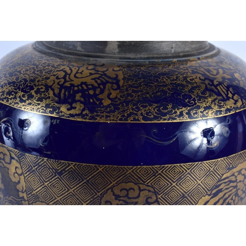 2034 - AN UNUSUAL 19TH JAPANESE MEIJI PERIOD POWDER GLUE GLAZED PORCELAIN VASE painted with gilt birds and ... 